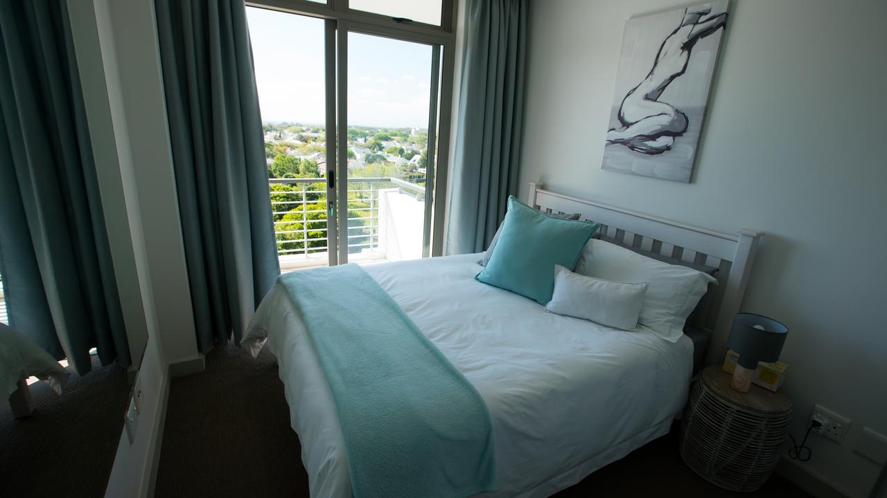 The Quadrant Apartments เคปทาวน์ ภายนอก รูปภาพ